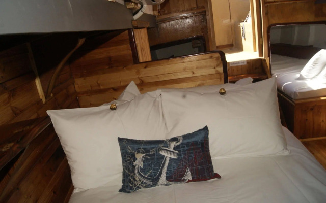 Mount Noah Lodge