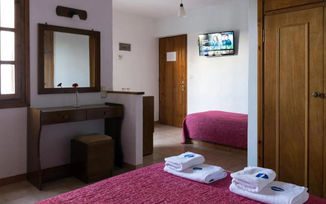 Drymna Hotel