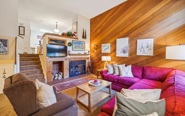 Winterpoint 20 2 Bedroom Townhouse by RedAwning