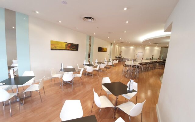 Holiday Inn Dandenong by IHG