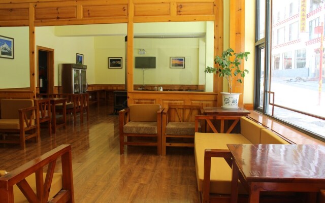 Meri Snow Mountain Travellingwithhotel