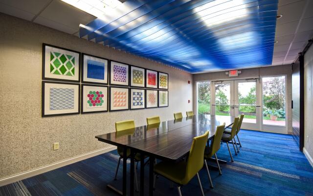 Holiday Inn Express & Suites Schererville by IHG