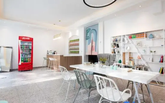 Xingye Guesthouse (Sanya Haitang Bay Duty Free Mall)