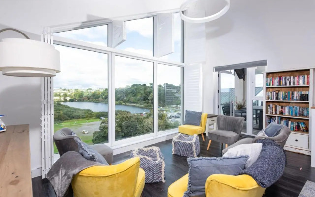 Swanpool View