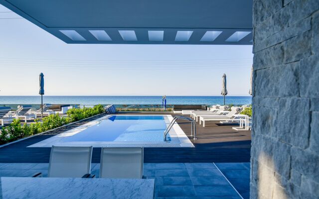 Crystal villas & suites