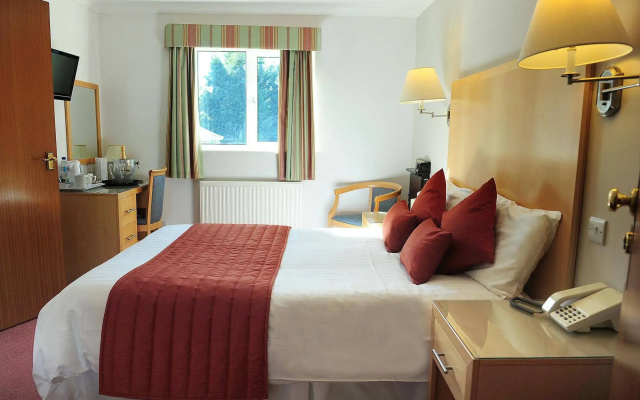 The Little Silver Country Hotel