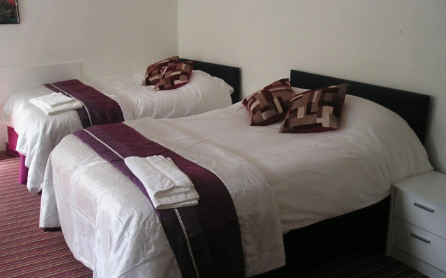 The Huddersfield Hotel