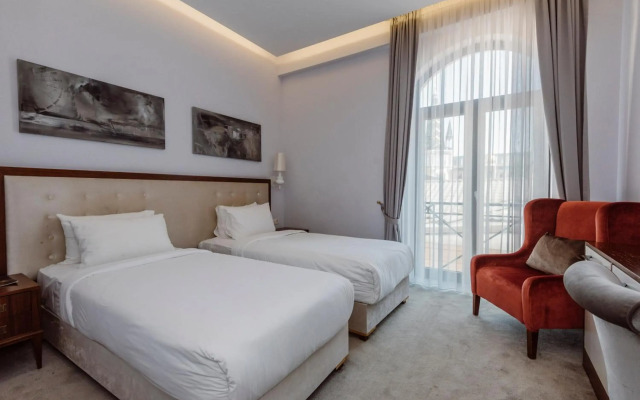 Golden Palace Batumi Hotel & Casino