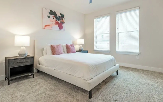 Landing Apartments near UT San Antonio