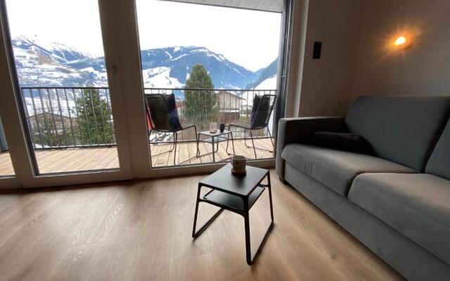 Simple Life Apartments