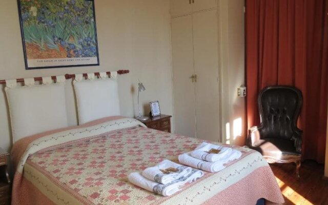 Los Alamos Bed And Breakfast