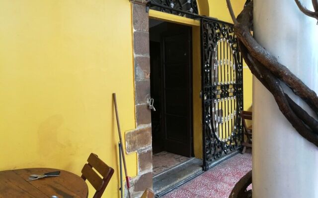 Colors House Hostel