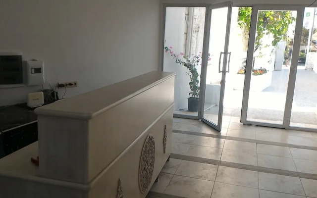 Iz Birak Hotel