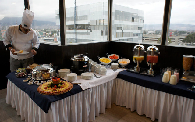 Hotel Grand Plaza Corferias