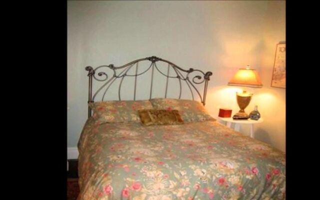 Bronx Guesthouse