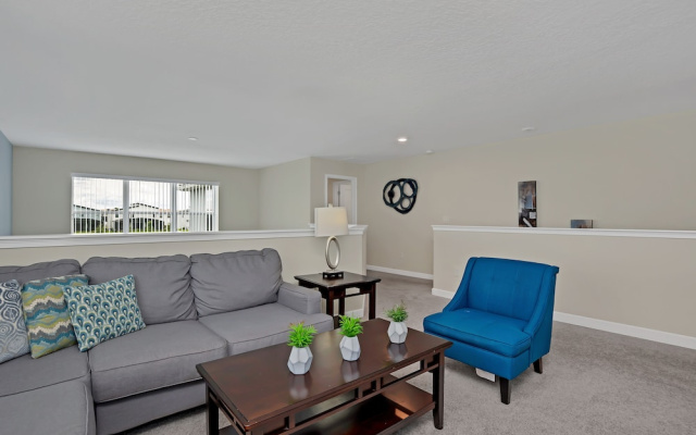 Lakeview Home w/ Private Pool & Free Water Park!