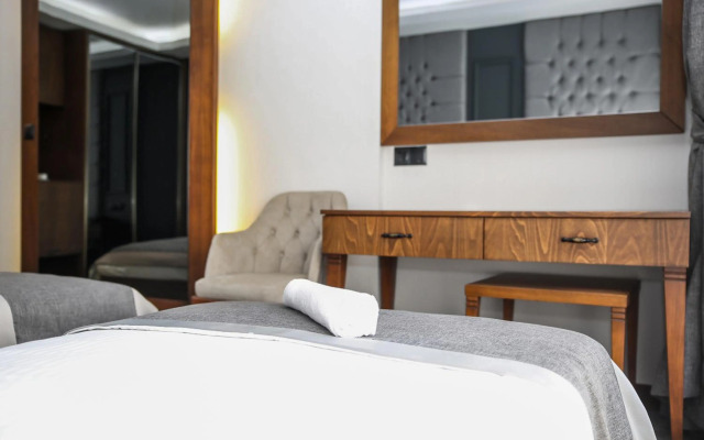 New Gate Hotel