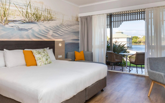 Novotel Sunshine Coast Resort