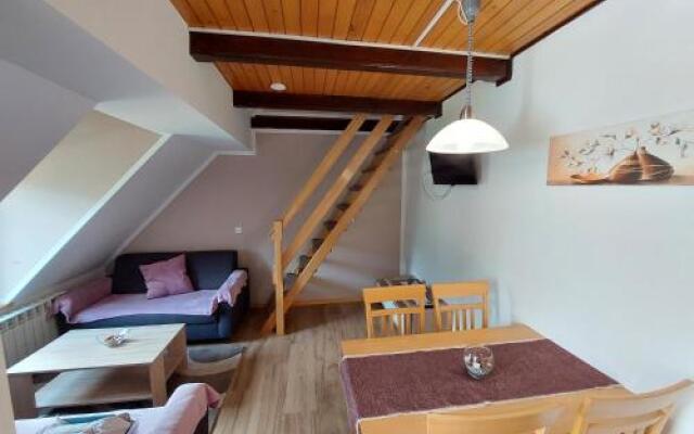 Apartments Ktrenc