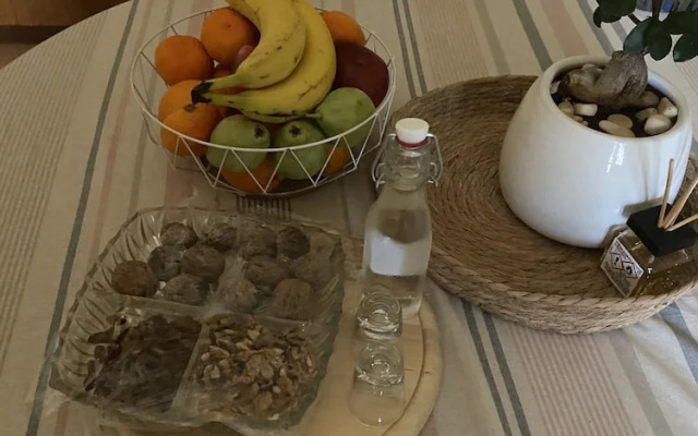 Walnut Tree Villa Ano Archanes-10km From Heraklion
