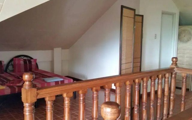 Whitehouse Travel inn Sm Tabinay