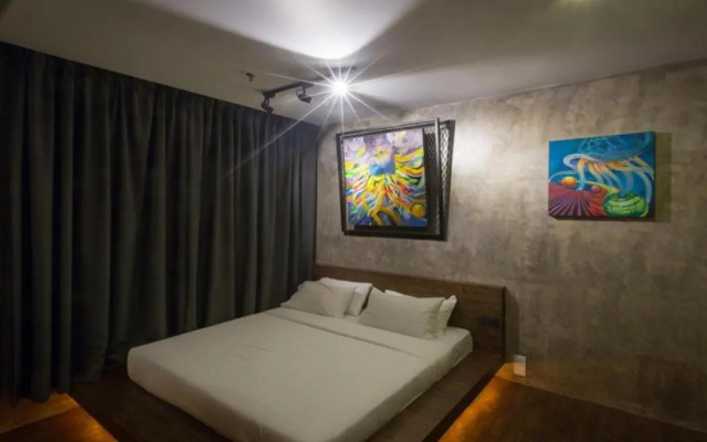 The Hulo Hotel Gallery