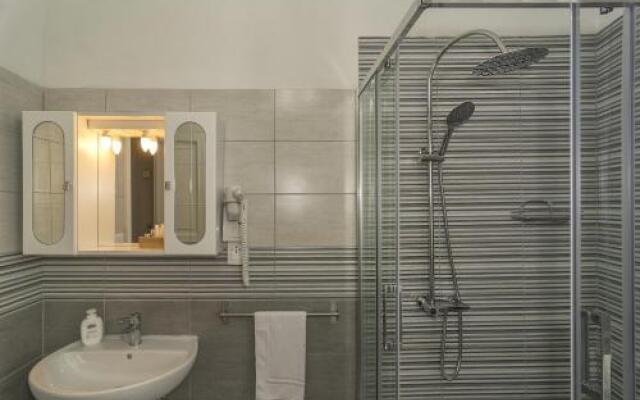 Tuscan Sun Holiday Apartments