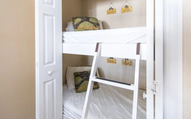 Treasure Island 0208