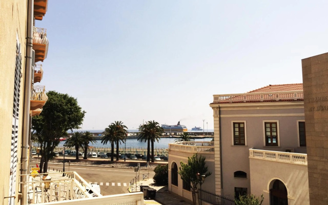 Riviera Hotel