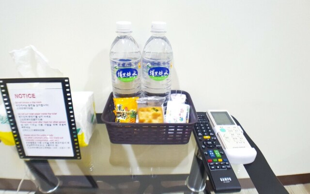 Ximen Comfortable Studio