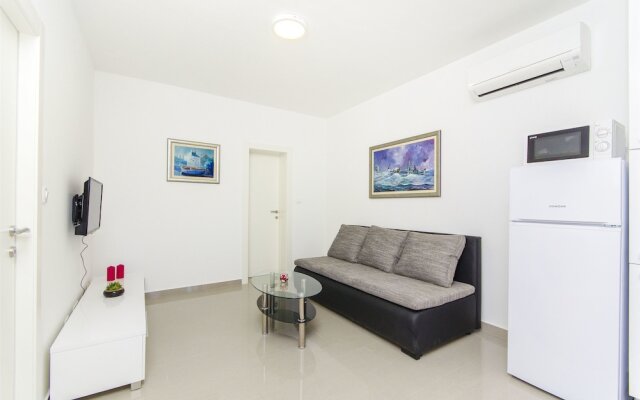 Apartments Maja
