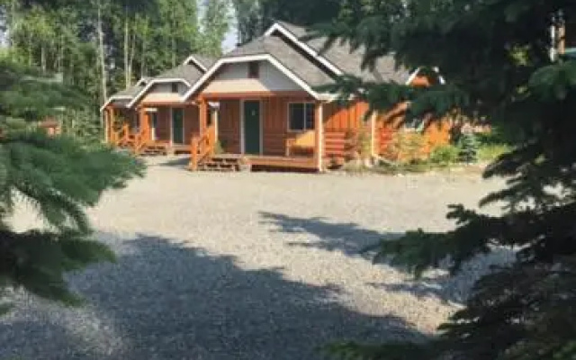 Denali Fireside Cabins & Suites