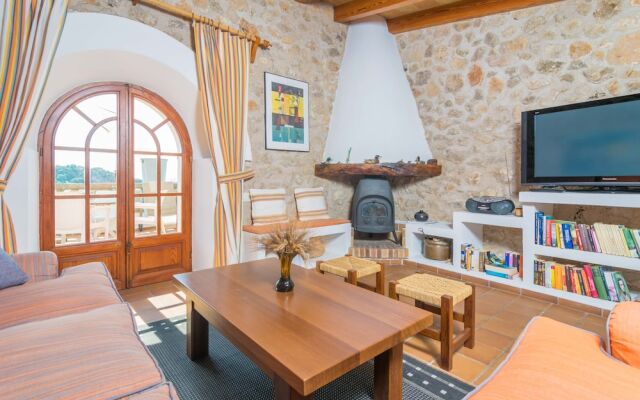 Calvari in Pollensa With 2 Bedrooms and 2 Bathrooms