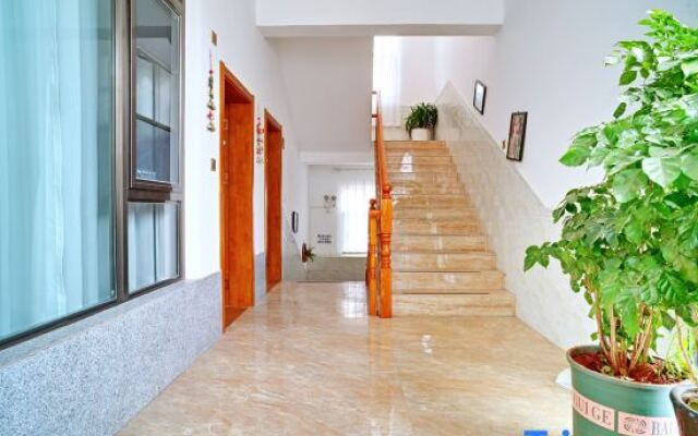 Tingfeng Courtyard Inn