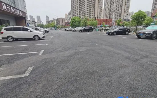Homeinn Ease Hotel (Xuzhou Yunlong Lake Huaihai New World)