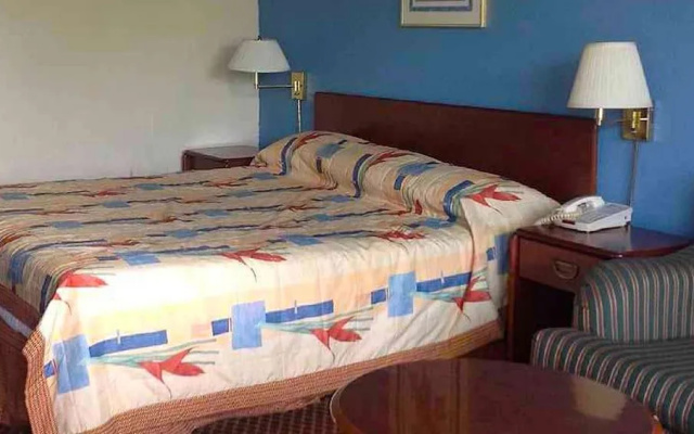 Super Inn & Suites by OYO Milledgeville