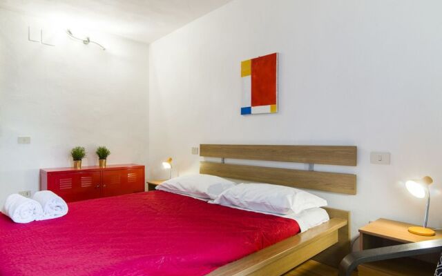 Nelson Mandela Forum Flat