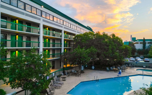 Quality Inn Near the Island Pigeon Forge