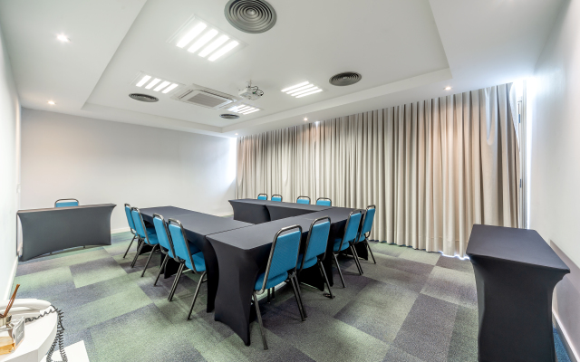 Manhattan Porto Alegre by Mercure