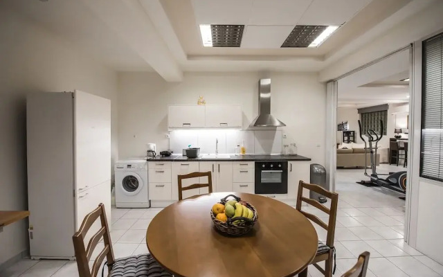 Icarus Penthouse by halu! Apartments