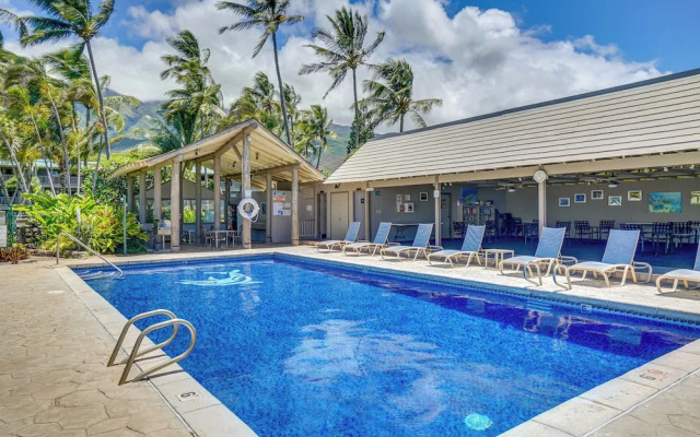 Kaunakakai Condo w/ Private Lanai & Ocean Views!