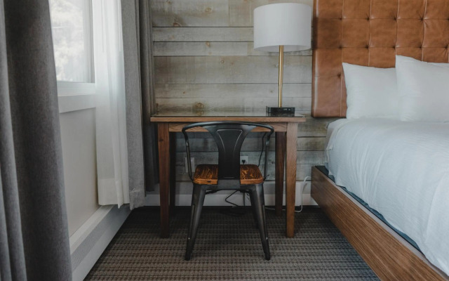 Lamphouse By Basecamp