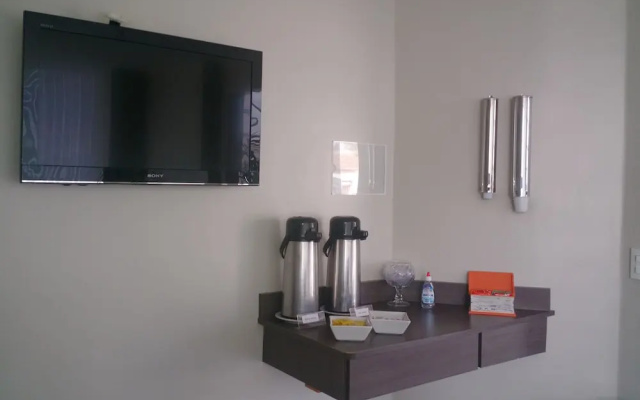 Plaza Suite Hotel