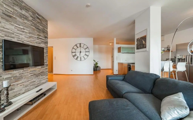 Spektakuläres Apartment ✩ 7. Stock ✩ kostenlose Parkgarage