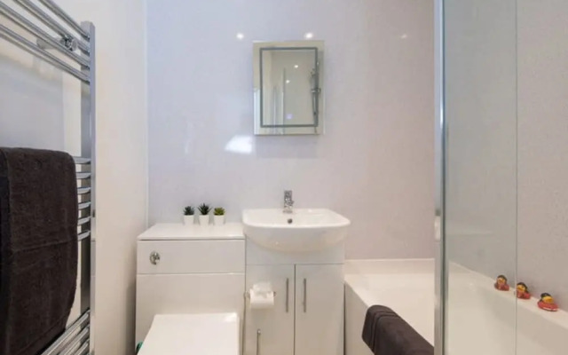 Absolute Beachfront With Decked Garden Oasis and Views