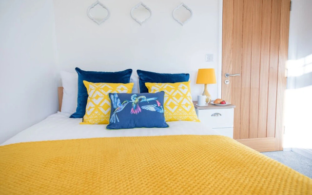 KVM - Sunshine Apartment