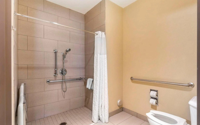 Comfort Inn North/Polaris
