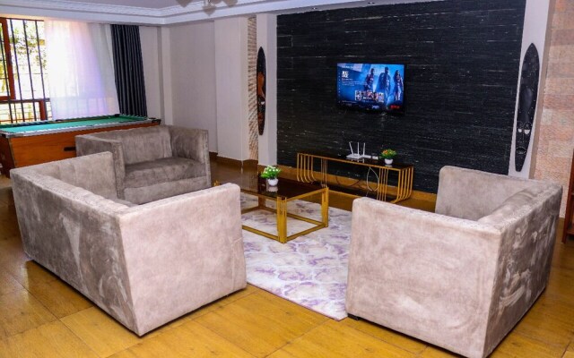 4 Bedroom Furnished Skyline Apartment