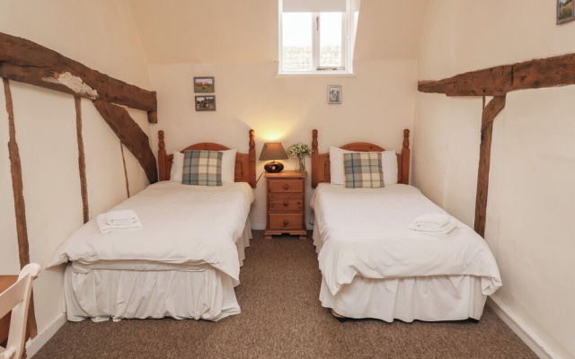 Duke Cottage