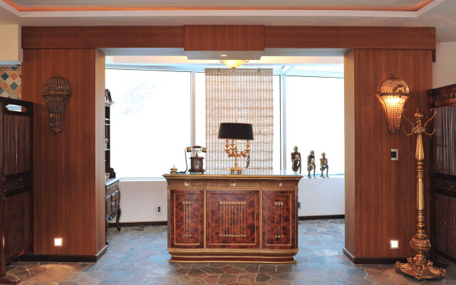 Club Inner Hotel & Resort